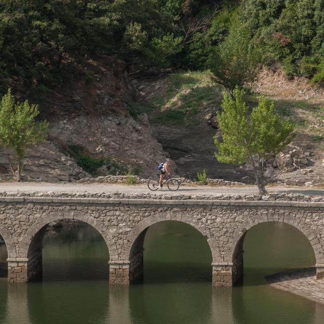 Cycling Caramany